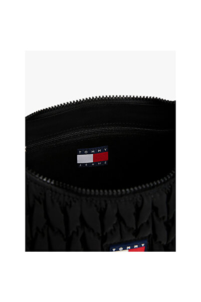 Tommy Hilfiger Kadın Siyah Omuz Çantası (AW0AW17546-BDS)