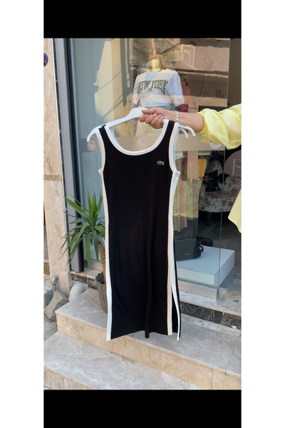 Butik Askılı Elbise