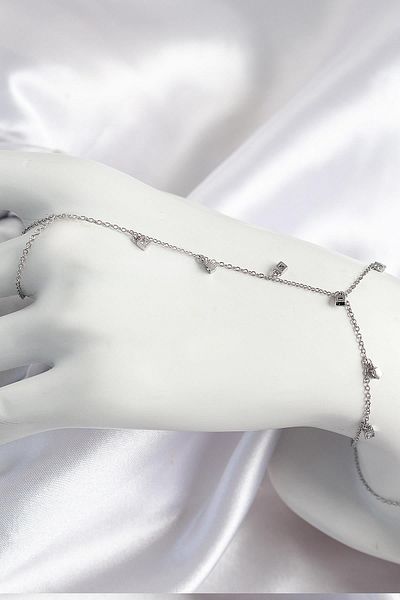 Celira Brass Zircon Stone Hanging Model Silver Color Women's Shahmeran