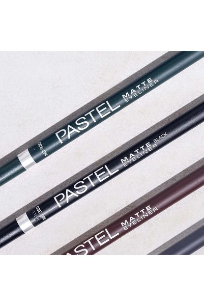 Pastel كحل عيون مطفي مقاوم للماء يدوم طويلاً