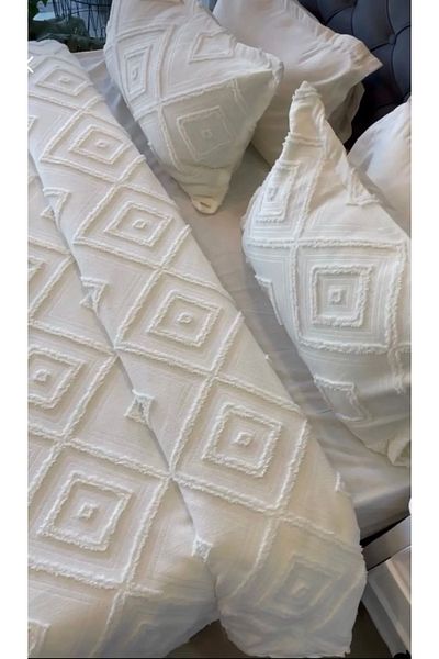 Tekstilsa Nordic Double Bedspread 260 X 260 cm and 2 Pillowcases White