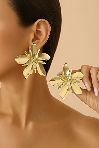 ELMATOLYE Women's Vintage Style Flower Shaped Shiny Earrings Special Design Elegant Stylish Jewelry Accessory