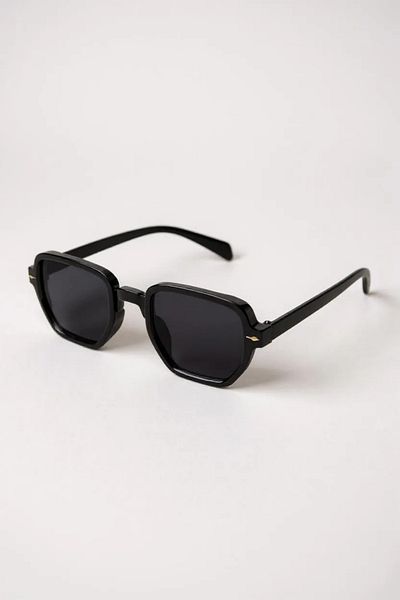 Eyesofia Saint Unisex Black Sunglasses