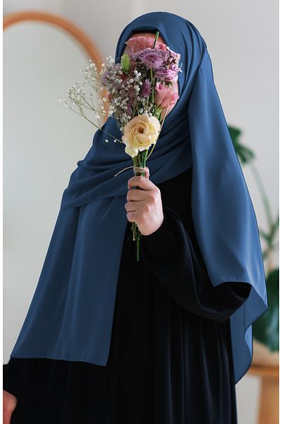 suhneva Medina Silk Shawl Petrol Blue (Large Size)
