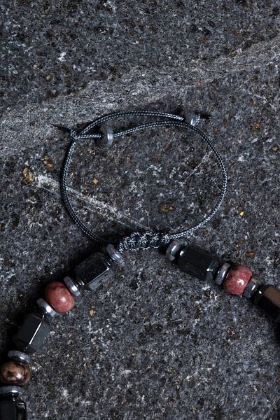 OSMANLI DOĞAL TAŞ Certified Rhodonite, Hematite Silver Apparatus Natural Stone Macrame Bracelet