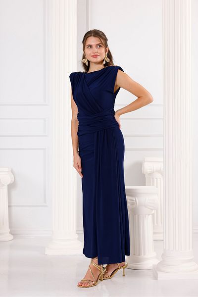 Moda Palmiss Women's Navy Blue Gathered Detailed Shoulder Accessory Sandy Evening Dress