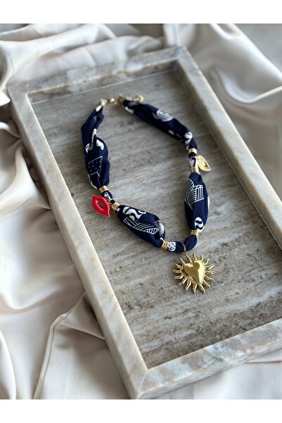 Le'sluette shadow of style Kalp Güneş Charm Detaylı Lacivert Fular Kolye