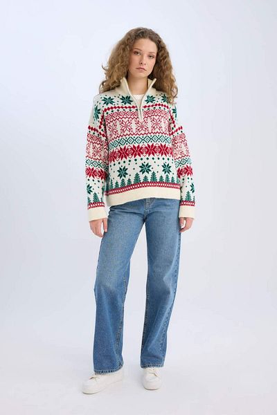 DeFacto New Year Themed Zippered Stand Collar Sweater D1125Ax24Cw