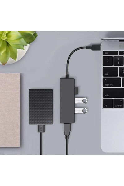 AUKEY Aoki Multi-Port USB-C to USB-C & HD Adapter Black