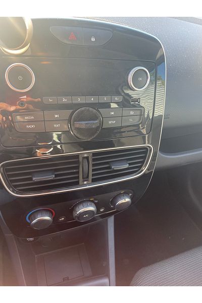 swordslife Capuchon Usb, for Renault Clio 4 - USB Cover for Renault Clio 4