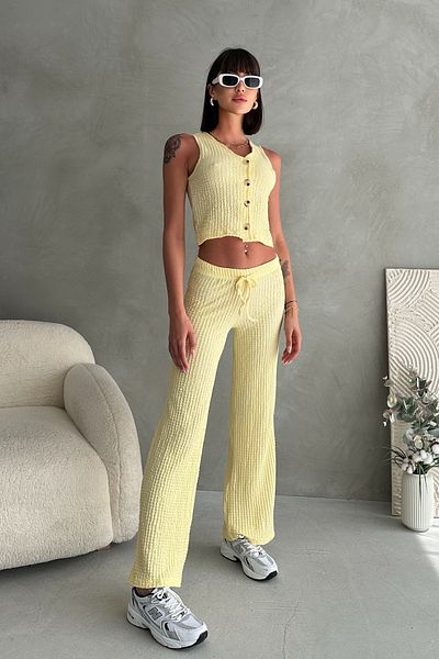 EYLANA Women's Buttoned Bubble Textured Vest Set