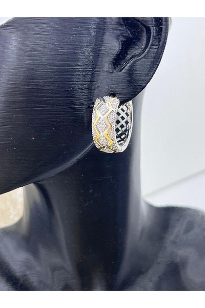 Yıldız Accessory أقراط فولاذية فاخرة بنمط متعرج عتيق