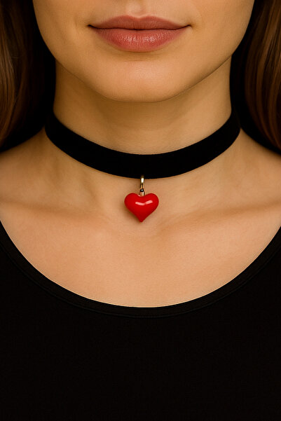 LIVOSH قلادة على شكل قلب من الزجاج الأحمر قلادة الحب