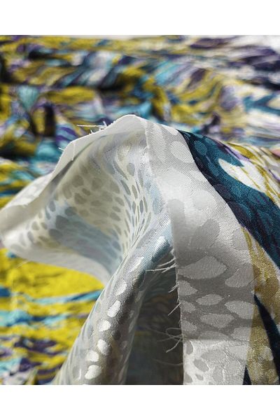 Kumaş Parça Multicolour Jacquard Satin (Width 150 cm X Length 190 cm)