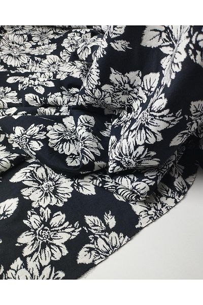 Kumaş Parça Black and White Floral Knitwear (Width 170 cm X Length 260 cm)