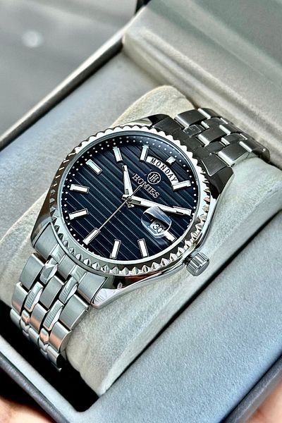 Homies Men's Wrist Watch with Day and Calendar Display Original Gift Box and Bracelet with Gift.Hm27080S01