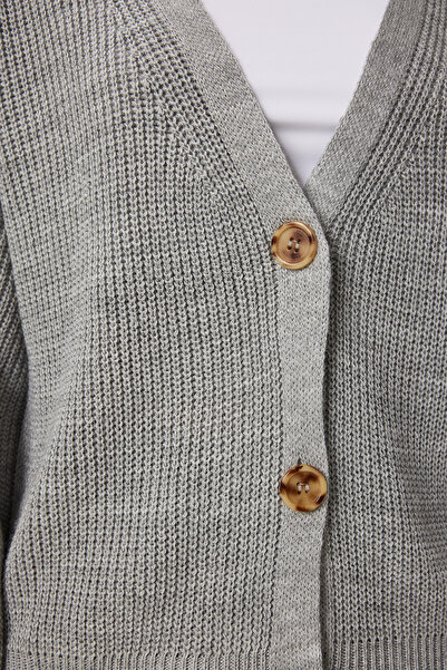 Happiness İstanbul Γυναικεία πλεκτή ζακέτα με λαιμόκοψη V σε γκρι μελανζέ ZA00025