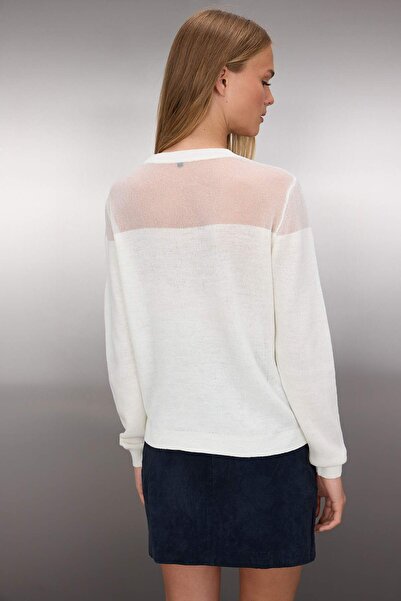 Trendyol Collection Ecru Glittery Transparent Detailed Knitwear Sweater Twoaw24Kz01023