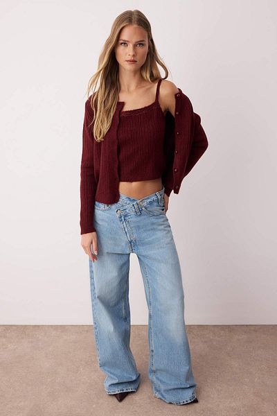 Trendyol Collection Tricotaj garnit din dantelă cu guler pătrat burgundă Cardigan-Bluză Set de tricotaj cu textura moale TWOAW26HI00086