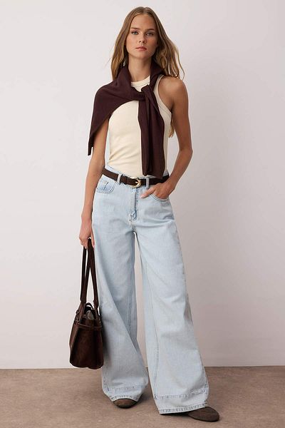 Trendyol Collection Μπλε ζώνη με λεπτομέρεια χαμηλή μέση Skater Jeans TWOAW26JE00019