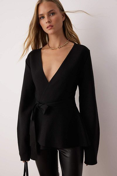 Trendyol Collection Black V-Neck Tie Detail Knitwear Cardigan Twoaw26Hi00241