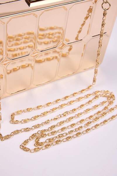 TRENDYOL SHOES Metallic Gold Three-Dimensional Evening Dress Women's Stylish Mini Clutch Hand Bag Takss25Py00004