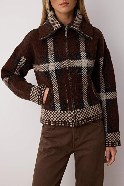 Trendyol Collection Brown Soft Textured Zippered Coat Look Knitwear Cardigan Twoaw26Hi00134
