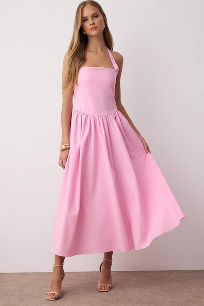 Trendyol Collection Rochie maxi țesută din poplin lat cu decolteu roz TWOSS25EL00881