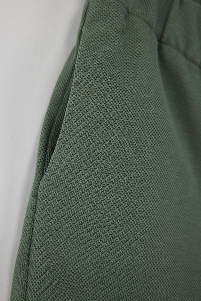 TRENDYOLKIDS Pantaloni scurți și bermude tricotate uni pentru băiat kaki TKDSS25SR00031