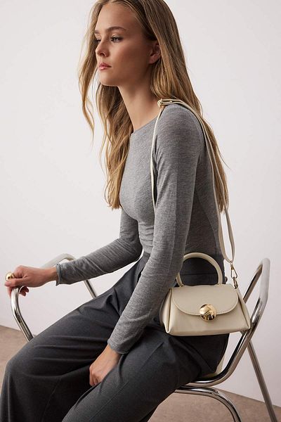TRENDYOL SHOES Beige Women's Metal Accessory Detailed Mini Hand and Shoulder Women's City Bag Takaw26Oc00000
