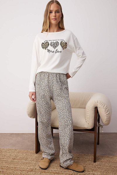 Trendyol Collection Бавовняна піжама з леопардовим принтом та бандаж для сну THMAW25PT00223
