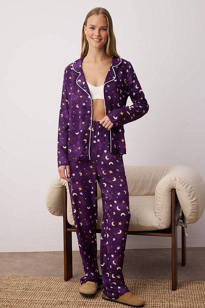 Trendyol Collection Віскозний тканий фіолетовий піжамний комплект з візерунком "Галактика" з трубами THMAW24PT00093