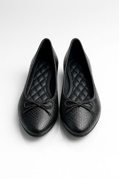 Shoebuo Γυναικεία καθημερινή μπαλαρίνα μπαλαρίνα με στρογγυλά δάχτυλα με φιόγκο