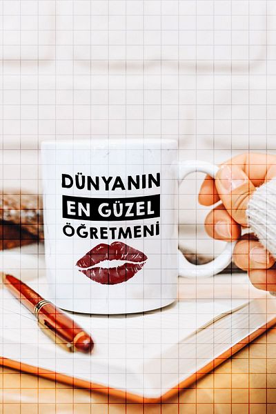 ÇELİKLER HEDİYE World's Most Beautiful Teacher Printed Mug