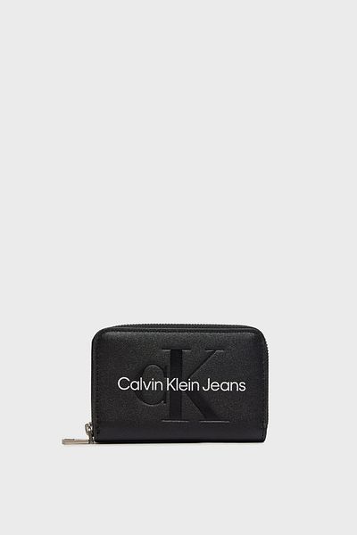 Calvin Klein Women's Sculpted Med Zip Around Mono Wallet - Stylish and Functional Design