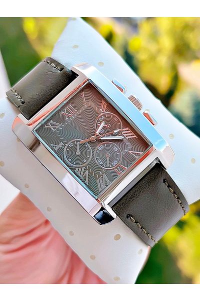 Weluxa Roman Numeral Silver Color Case Khaki Green Leather Band Men's Wrist Watch