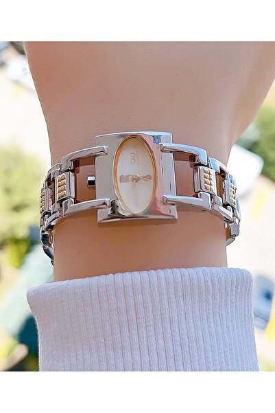 Q&Q Steel Cord Cream Color Dial Vintage Women Wristwatch 2 Years Machinery Warranty