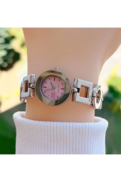 Q&Q QZ01J7829A - Silver Pink Vintage Women's Wristwatch