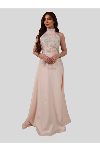 Nice Model Elegant Halter Neck Evening Dress with Floral Embroidery & Beadwork - Pink Formal Gown