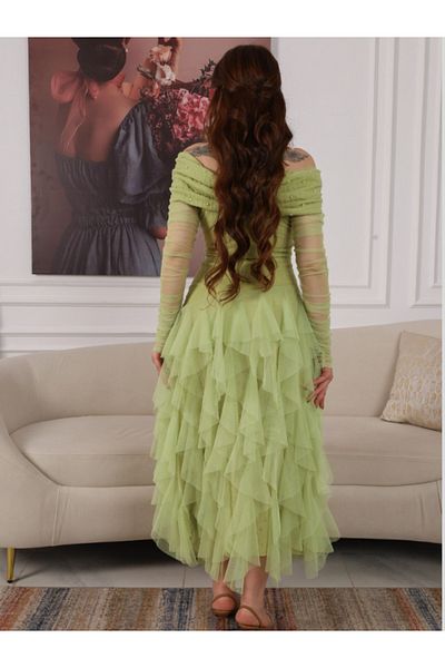 Nice Model Green Pearl Off-Shoulder Ruffle Maxi Dress Long Sleeve Evening Gown Party Wear Tulle Layered