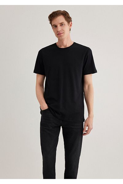 Mavi Μαύρο μπλουζάκι Basic Slim Fit / Στενό Κοπή 065574-900