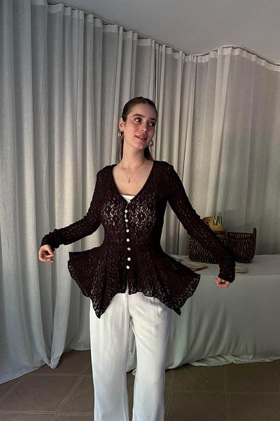 lizge giyim Buttoned Peplum Lace Cardigan