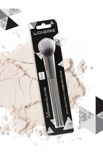 Lionesse Silver Collection Illuminating Brush 5140 -Professional Series, Cruelty Free