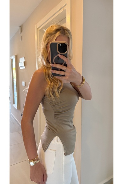 Venties YANLARI YIRTMAÇLI STRAPLEZ BLUZ