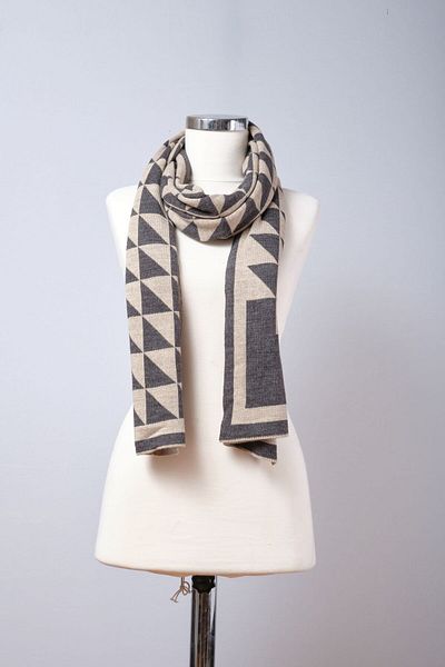 Butik Knitwear Knitted Scarf - Triangle Pattern