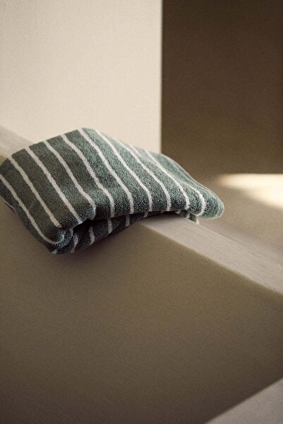 H&M Striped hand towel