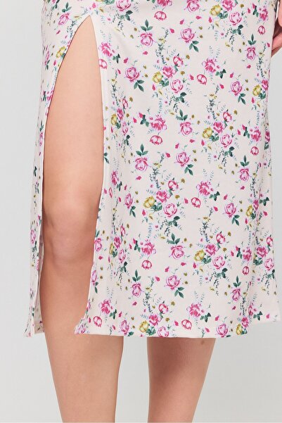 BENDİSTAR BUTİK Dámské rozparkované šaty s květinovým vzorem