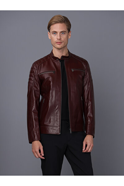 Basics&More سترة جلدية للرجال بتفاصيل سحاب باللون الأحمر الداكن - CMSE105