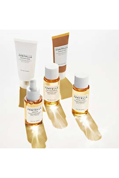 Skin1004 مجموعة العناية بالبشرة مدغشقر سنتيلا من سكين 1004 - 5 قطع