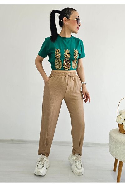 Altı Üstü Butik بنطال ذو أرجل ضيقة